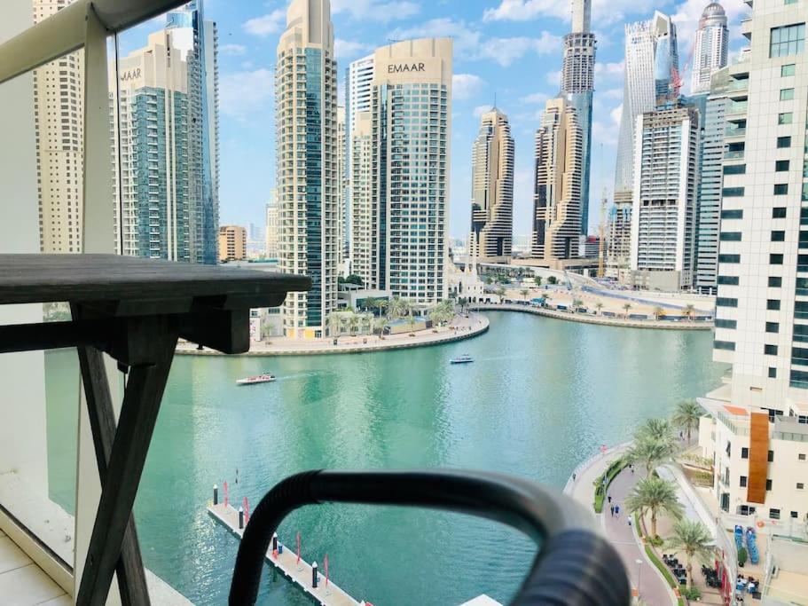 Panoramic Sea Views Studio Apartment - Marina Dubai Bagian luar foto